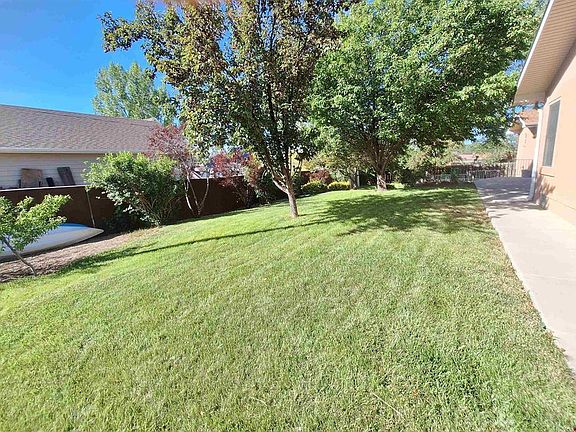 5th image of 920 S 9th Street