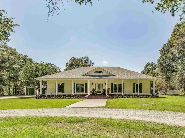 7053 Ryan Ln, Milton, FL 32570