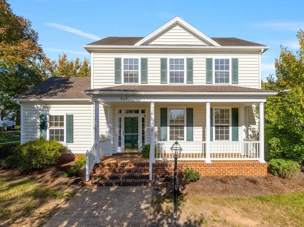 2117 Piney Knoll Ln, Charlottesville, VA 22911