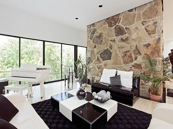 Spectacular Contemporary