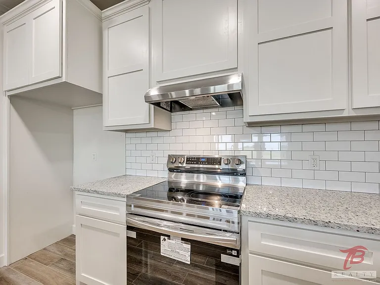 1321 Chisholm Trail Ln — Photo 11