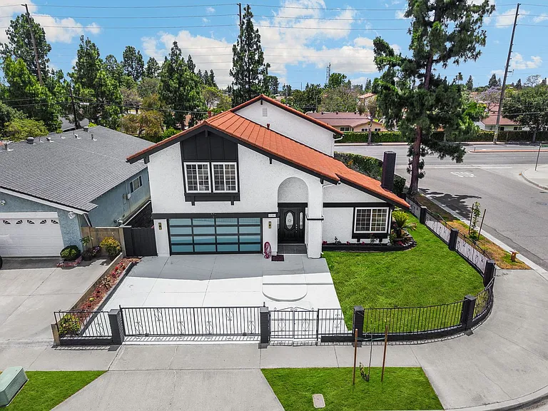 11502 Bingham St — Photo 56