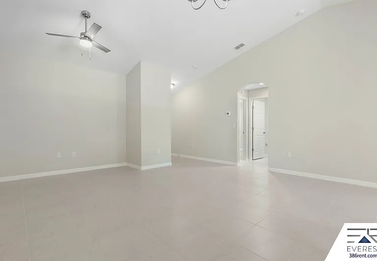 104 Slumber Meadow Trl #B — Photo 6
