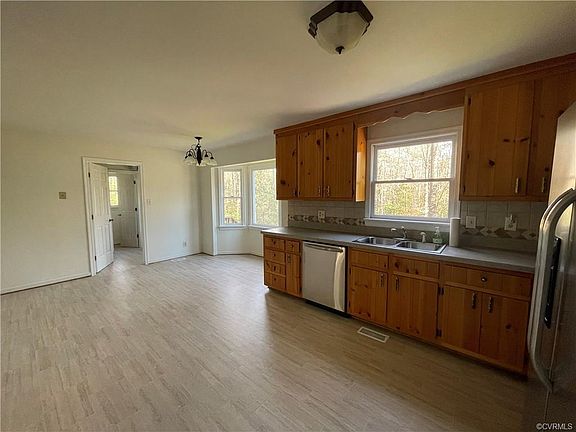 5th image of 1528 Swiftwood Dr