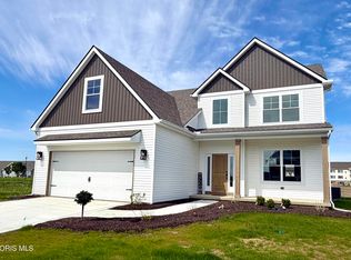 1396 Thomas Ln, Waterville, OH 43566