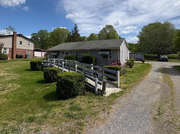 8670 Fairground Rd, Bel Alton, MD 20611