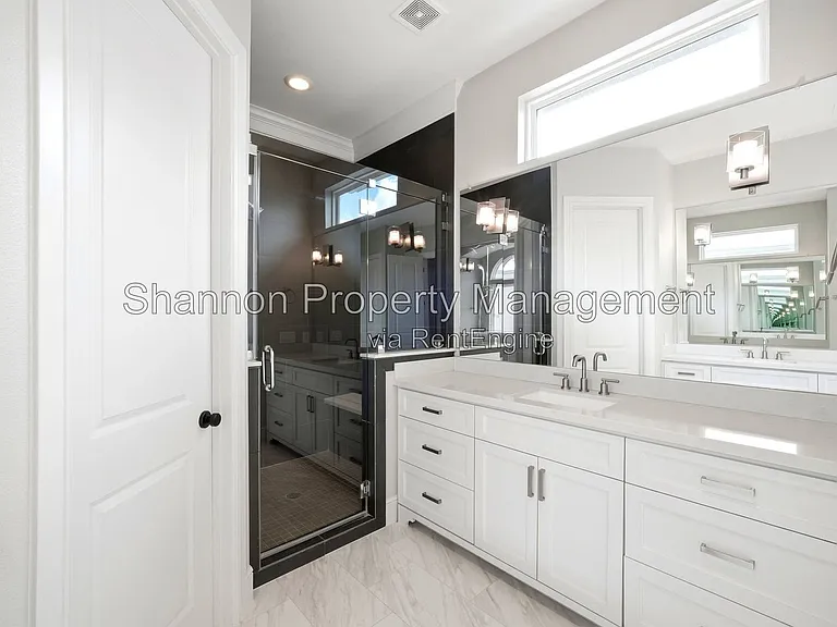 1204 W 16th St #B — Photo 48