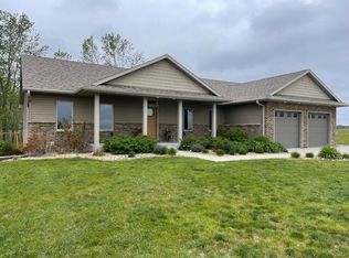 21095 620th Ave, Nevada, IA 50201