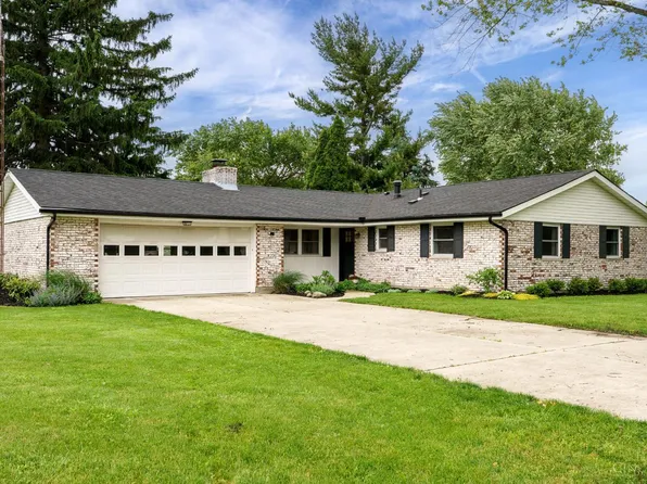 3300 Old Clifton Rd, Springfield, OH 45502