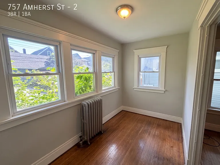 757 Amherst St #2 — Photo 7