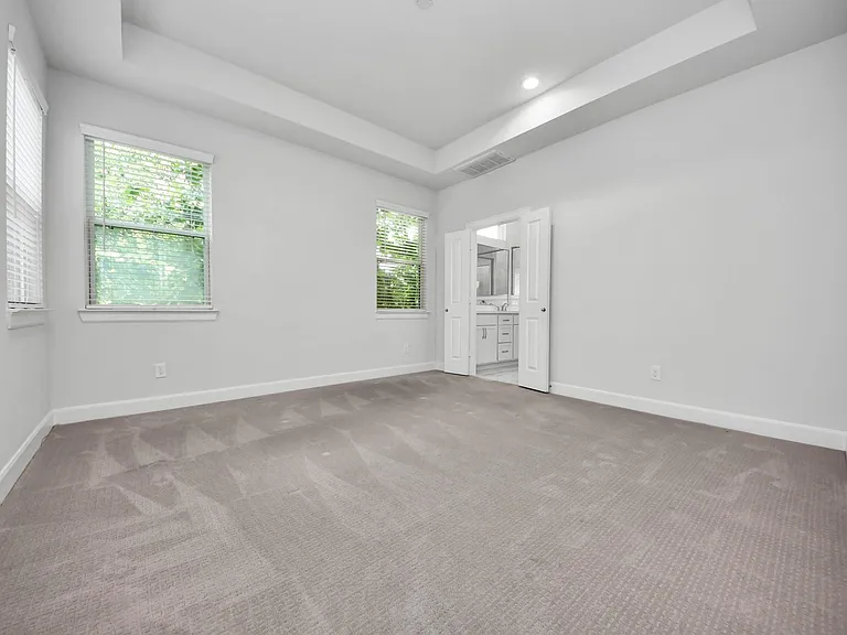 9577 Neuens Rd #B — Photo 21