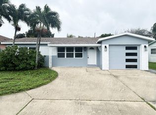 124 SW 12th Ave, Boynton Beach, FL 33435