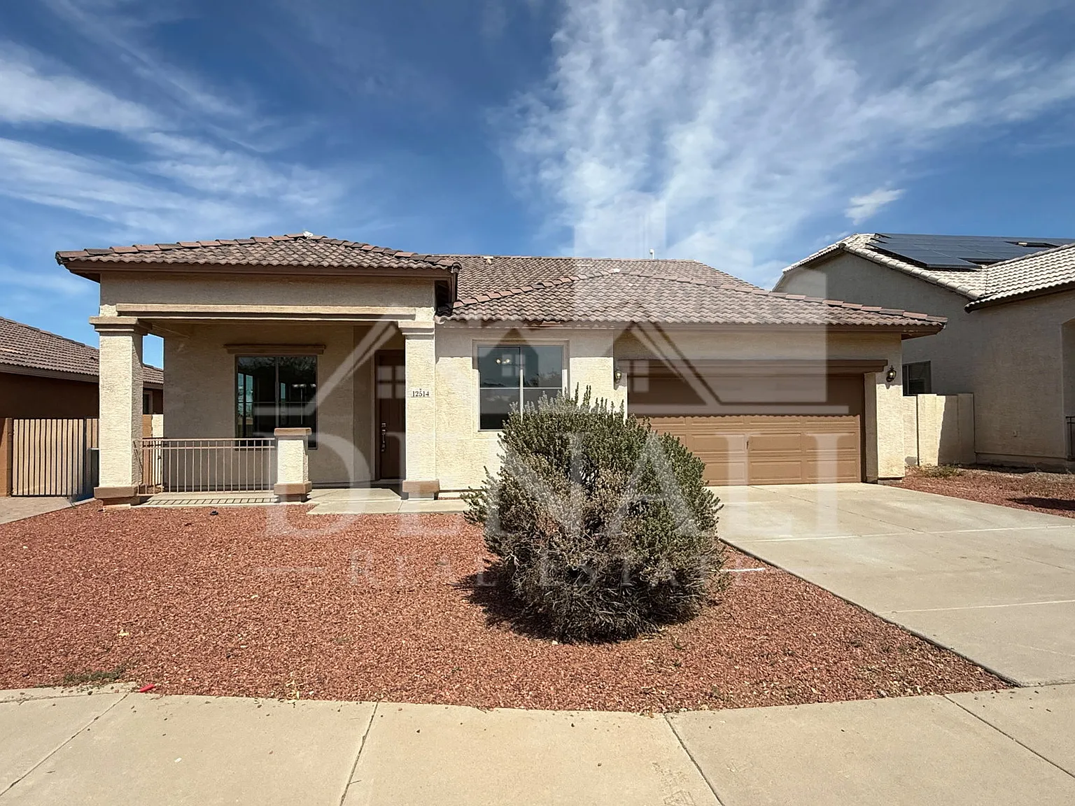 4 bed, 2.0 bath, 2271 sqft, $2,095 — Photo 1