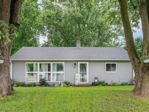 1117 Brookwood Dr, New Haven, IN 46774