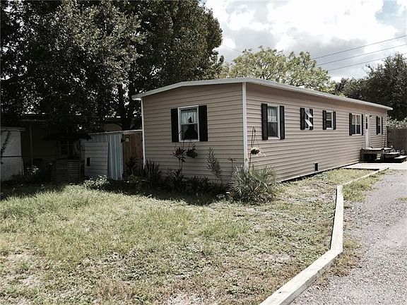 2nd image of 2489 Highland Acres Dr