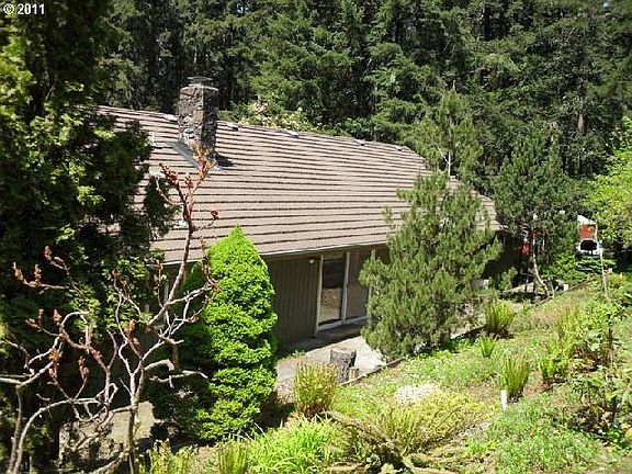 5th image of 23300 NE 164th St