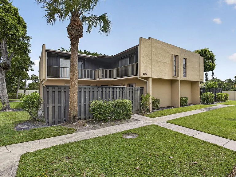 4791 Alder Dr #C — Photo 3