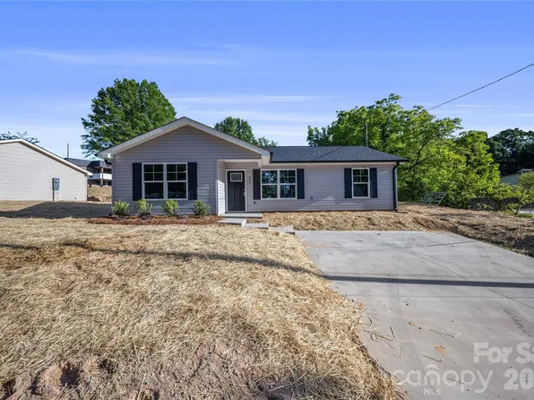 303 W 9th St, Kannapolis, NC 28081