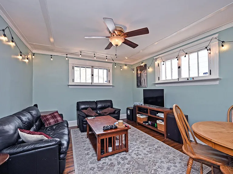 336 Warner St — Photo 14