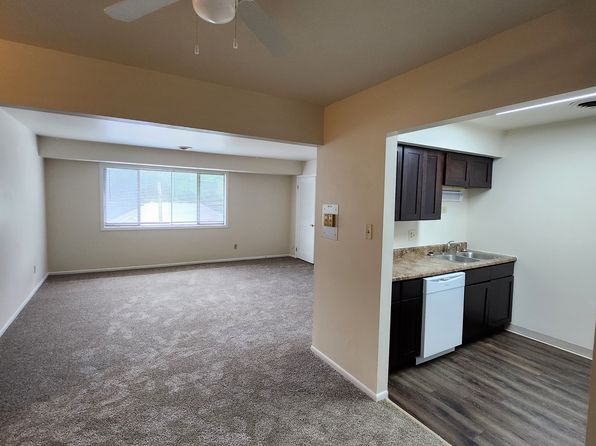 1026 Hampton Ct #402-3A