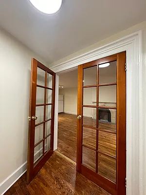 Rented by Compass | media 4