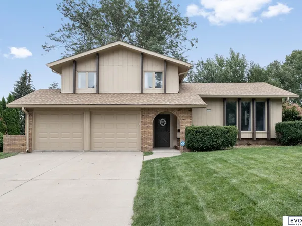 12232 Izard St, Omaha, NE 68154
