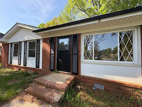 800 Carrington Dr Photo 1