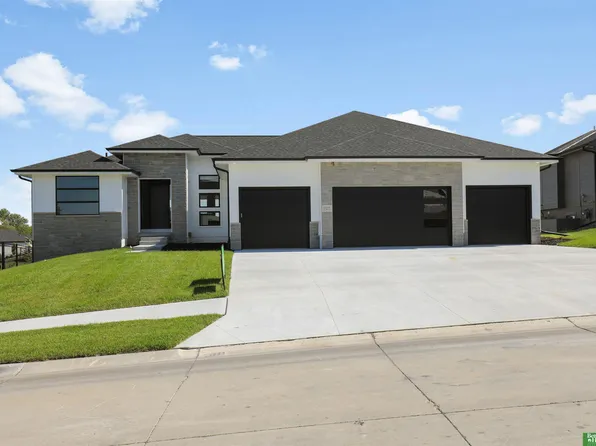 11355 S 190th St, Gretna, NE 68028