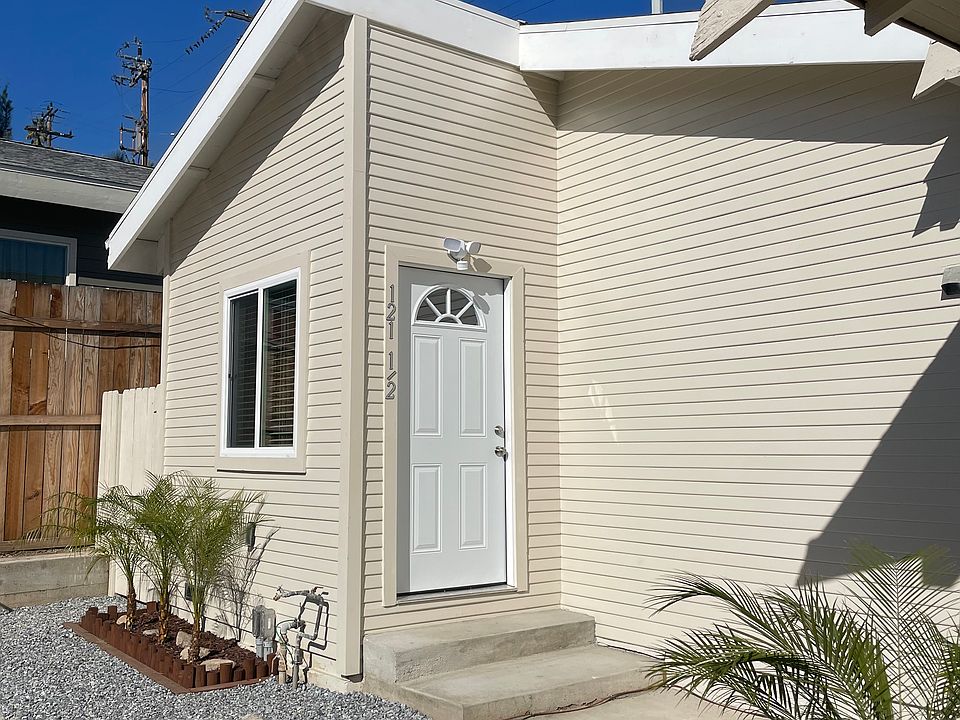 1st image of 121 1/2 W Avenue 43 #3