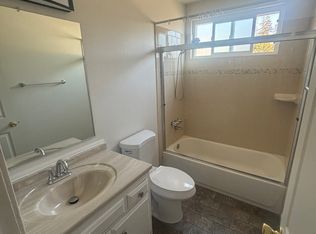 4067 Vineyard Ave #11, Pleasanton, CA 94566