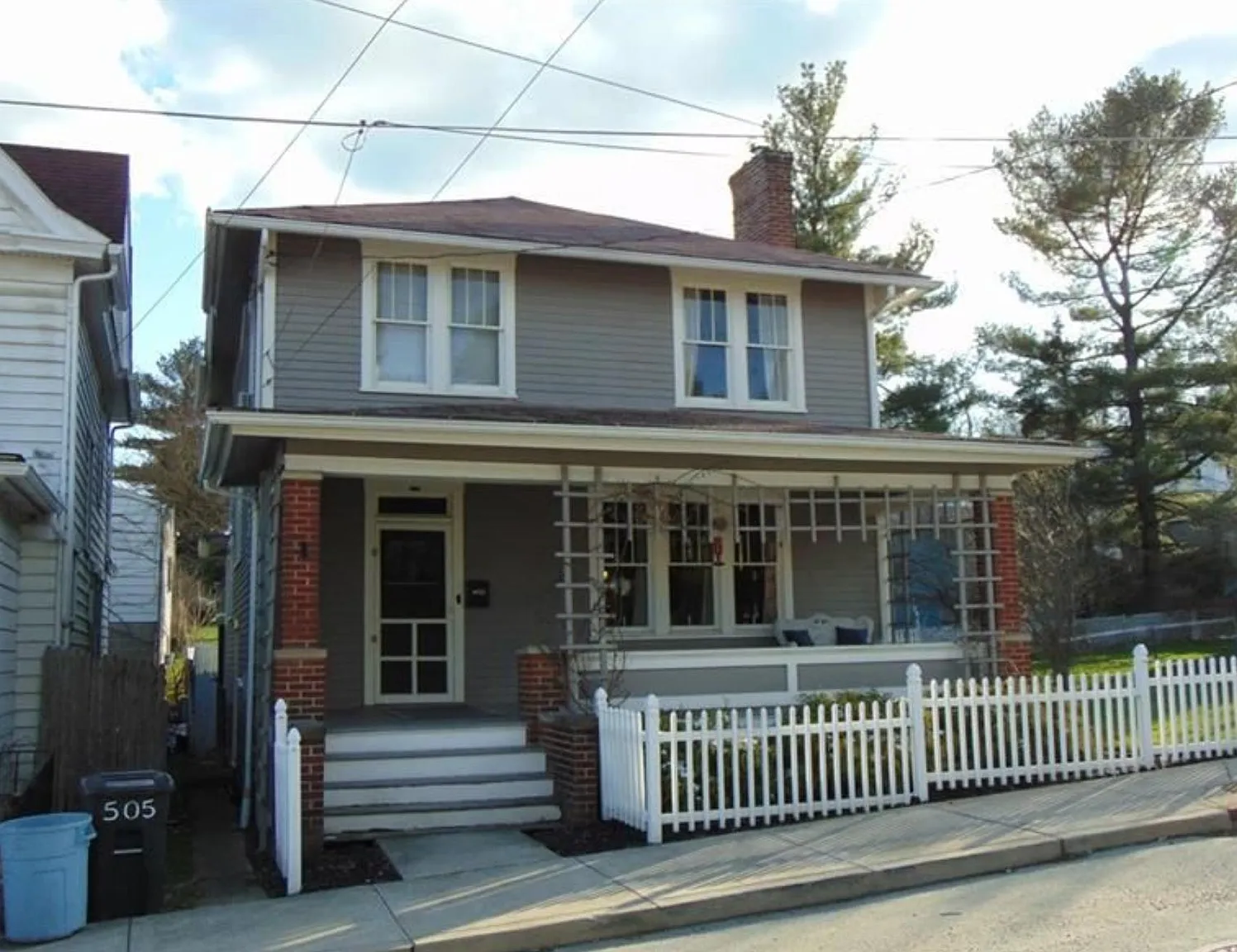505 Washington St photo 1
