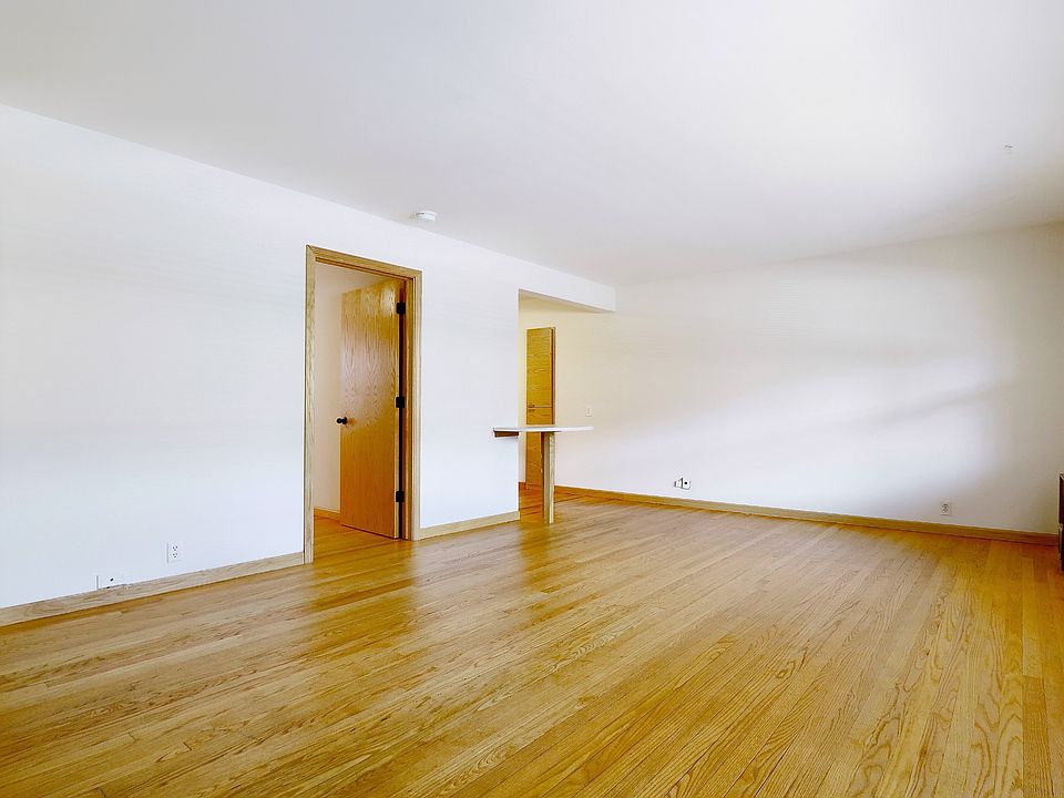 2nd image of 2660 N Humboldt Blvd #26