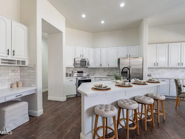 2820 E RANCH Court, Gilbert, AZ 85296
