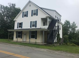 8 Main Rd, Charleston, ME 04422