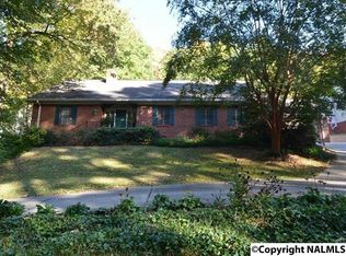 1801 Forest Dr, Guntersville, AL 35976
