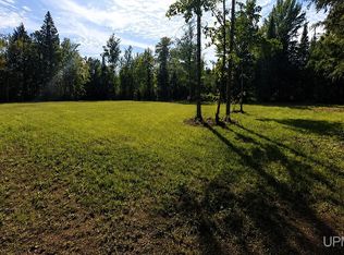 724 N County Road 519 Rd, Wakefield, MI 49968