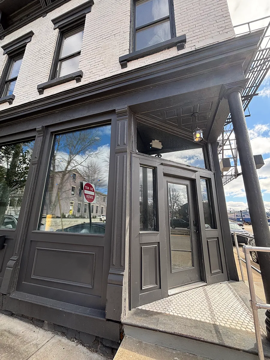 Building Photo - 1132 Banklick St #1