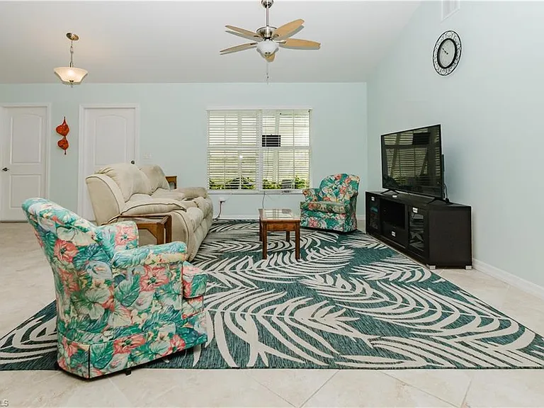 11693 Oakland Dr — Photo 4