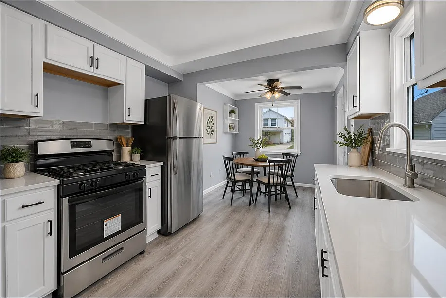 4 bed, 1272 sqft, $2,150 — Photo 3