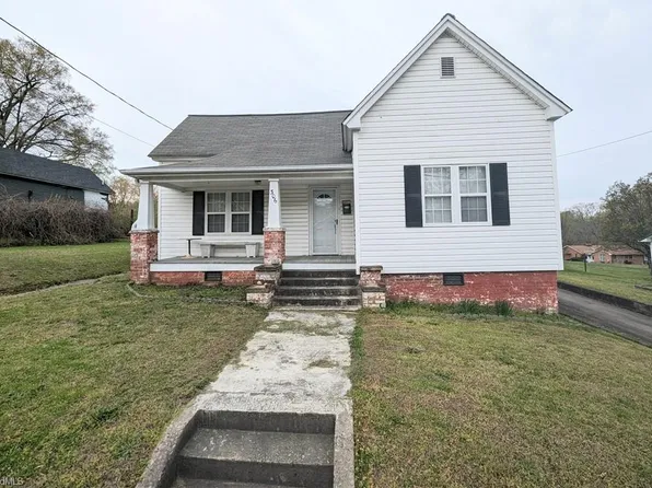 306 Barnwell St, Thomasville, NC 27360