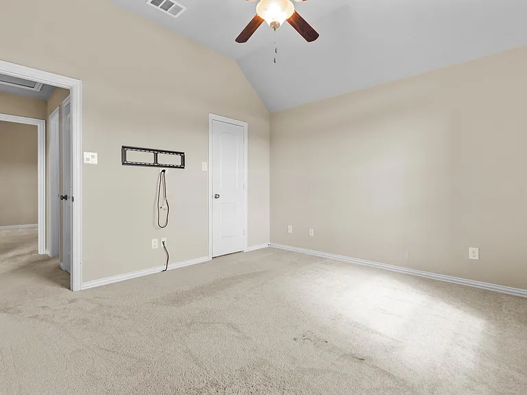 3704 Ashbury Rd — Photo 33