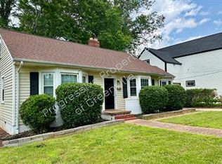 30 Pleasant Ridge Ave, Greenville, SC 29605