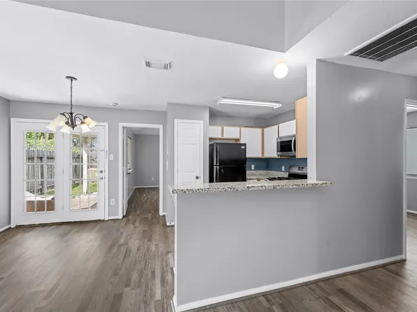 5418 Forest Bridge Way, Houston, TX 77066