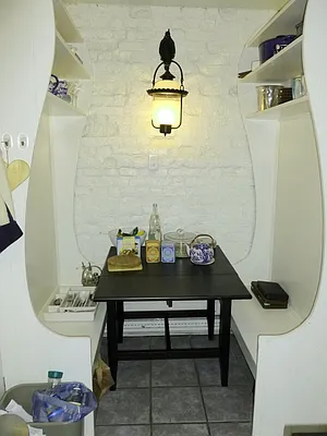 Rented by Mary Woods Associates | media 29