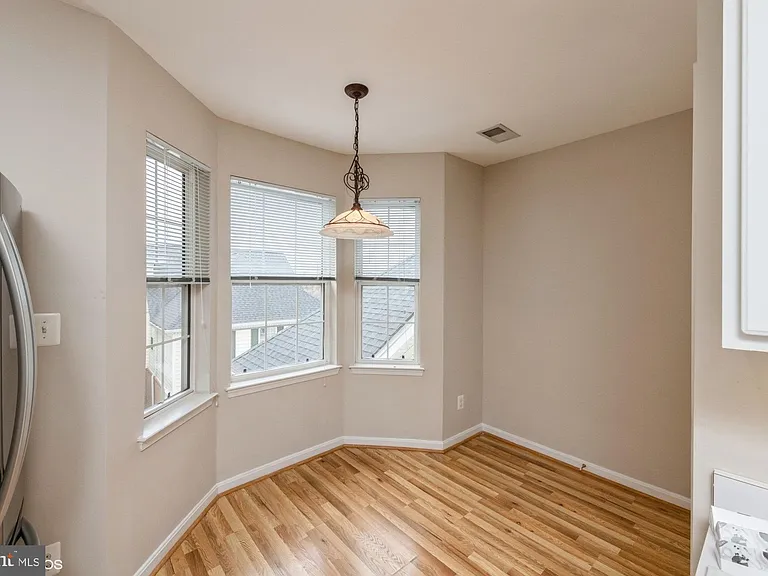 25340 Lake Mist Sq #301 — Photo 13