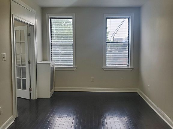 2nd image of 3 Magnolia Ave APT 3