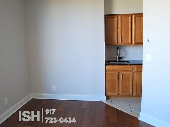 3rd image of 1966 1st Ave APT 12j