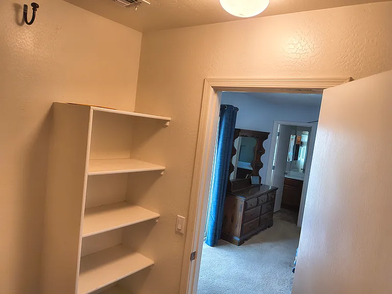 2686 S Powell Rd — Photo 10