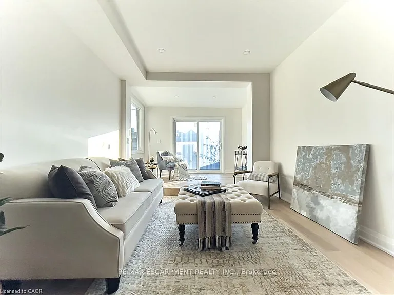 22 Keith St — Photo 7