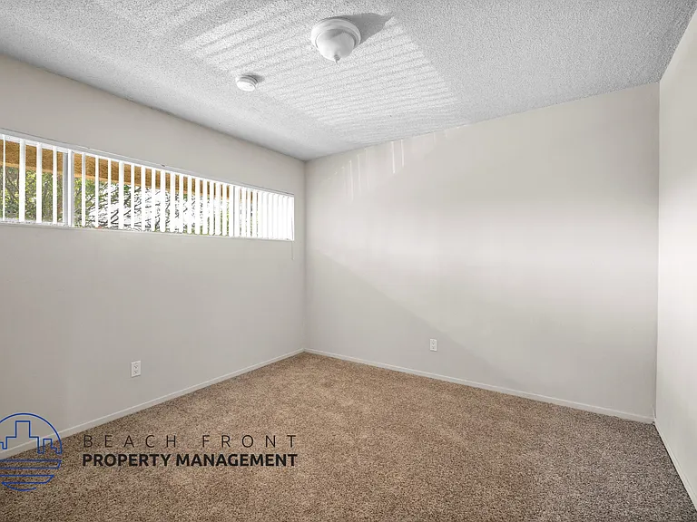 709 N. Inglewood Ave. — Photo 11